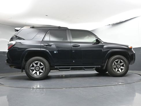 Used 2023 Toyota 4Runner TRD Off-Road Premium w/ Moonroof Package AWD/4WD image 26