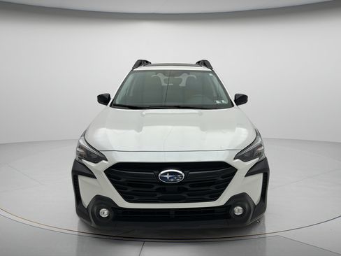 Used 2025 Subaru Outback Onyx Edition AWD/4WD image 2
