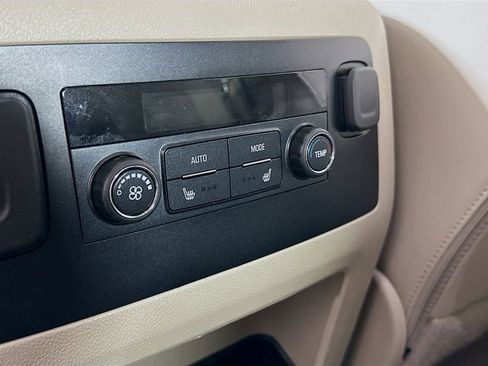 Used 2019 GMC Yukon Denali AWD/4WD image 28