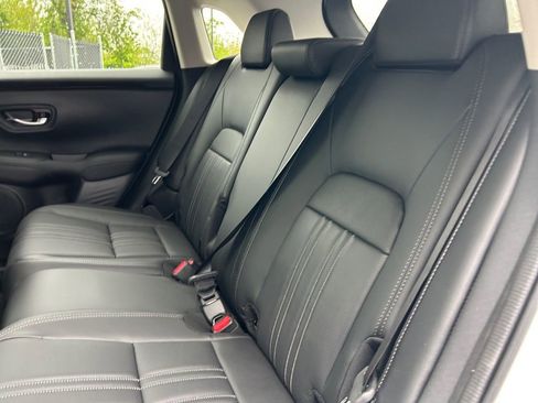 New 2026 Honda HR-V EX-L image 19