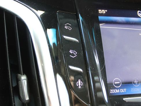 Used 2015 Cadillac Escalade Luxury AWD/4WD image 31