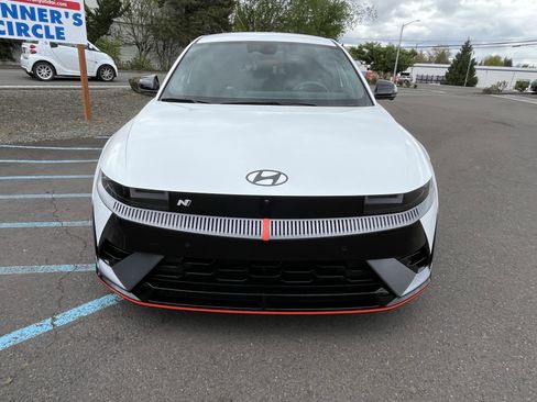 Used 2025 Hyundai Ioniq 5 N AWD/4WD image 8