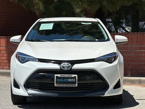 Used 2017 Toyota Corolla LE w/ Carpet Mat Package (TMS) FWD image 9