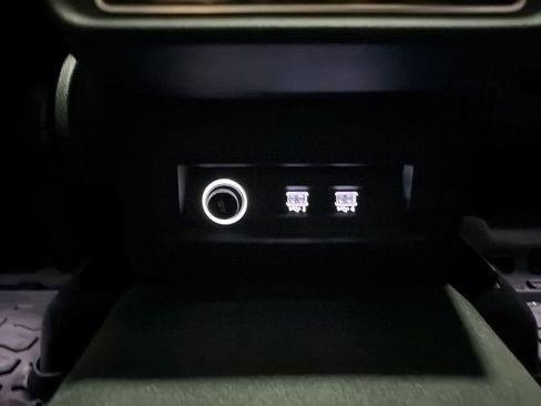 Used 2020 Audi Q8 Prestige w/ Prestige Package image 32