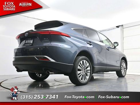 Used 2021 Toyota Venza XLE w/ Softex Package AWD/4WD image 21