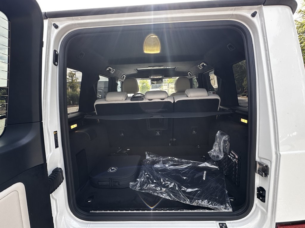 New 2027 Mercedes-Benz G 580 e image 22