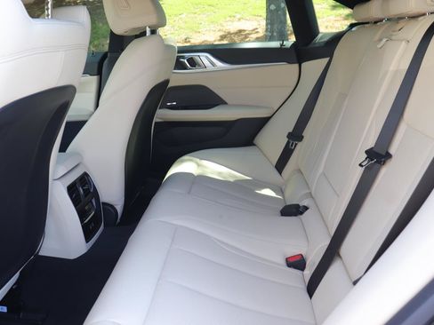 Used 2025 BMW i4 eDrive40 w/ Premium Package RWD image 15