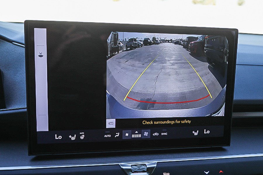 Used 2026 Lexus ES 350h w/ Convenience Package FWD image 23