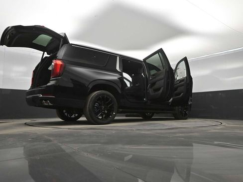New 2026 GMC Yukon XL Denali w/ Denali Reserve Package AWD/4WD image 41