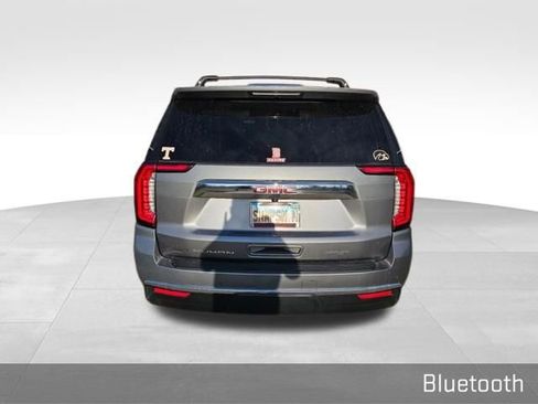 Used 2021 GMC Yukon XL SLT w/ SLT Luxury Plus Package image 2