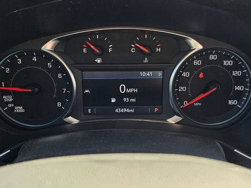 Used 2023 Chevrolet Equinox Premier AWD/4WD image 14