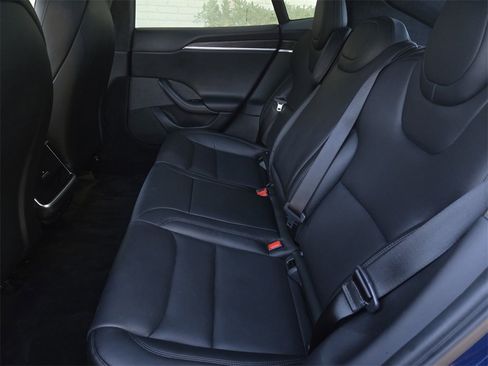 Used 2023 Tesla Model S Standard Range image 12