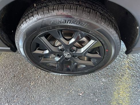 Used 2025 Honda HR-V Sport image 31