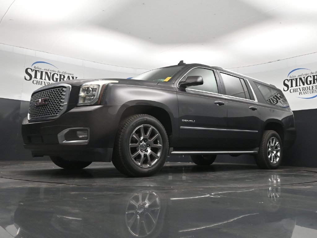 Used 2016 GMC Yukon XL Denali w/ Open Road Package RWD image 28