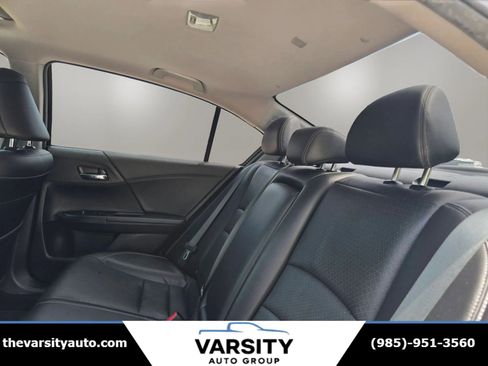 Used 2016 Honda Accord Touring image 20