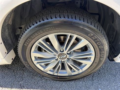 Used 2024 INFINITI QX80 Luxe image 10