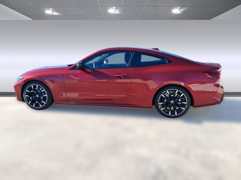 Used 2025 BMW M440i Coupe image 2