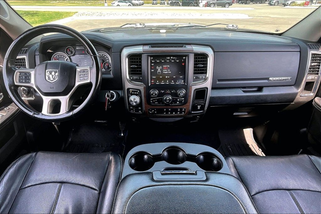 Used 2018 RAM 1500 Laramie AWD/4WD image 15