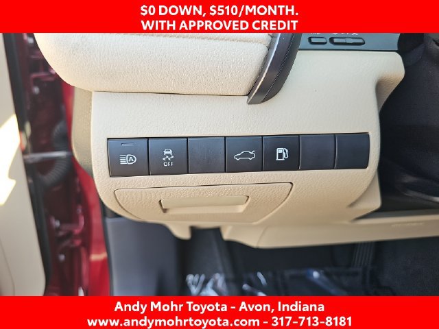 Used 2018 Toyota Camry XLE FWD image 14