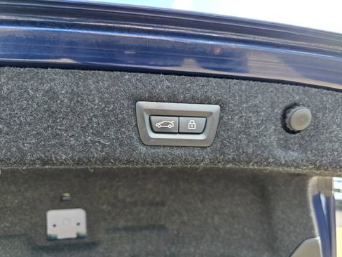 Used 2020 BMW 530e w/ Premium Package image 13