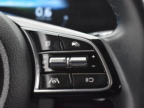Used 2024 Kia Seltos S FWD image 23