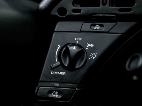 Used 1996 Chevrolet Corvette Convertible RWD image 70