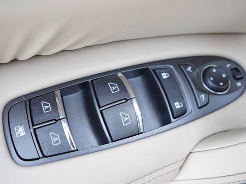 Used 2024 Nissan Armada Platinum w/ Cargo Package image 27