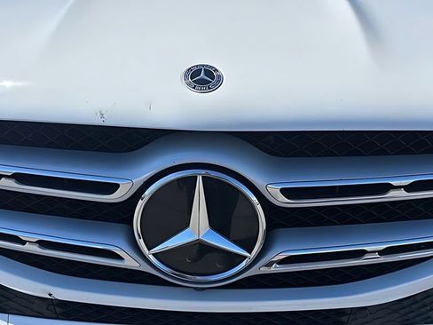 Used 2020 Mercedes-Benz GLE 350 4MATIC image 9