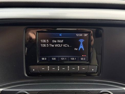 Used 2014 Chevrolet Silverado 1500 LT image 25