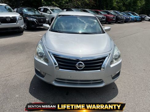 Used 2013 Nissan Altima 2.5 SV FWD image 9