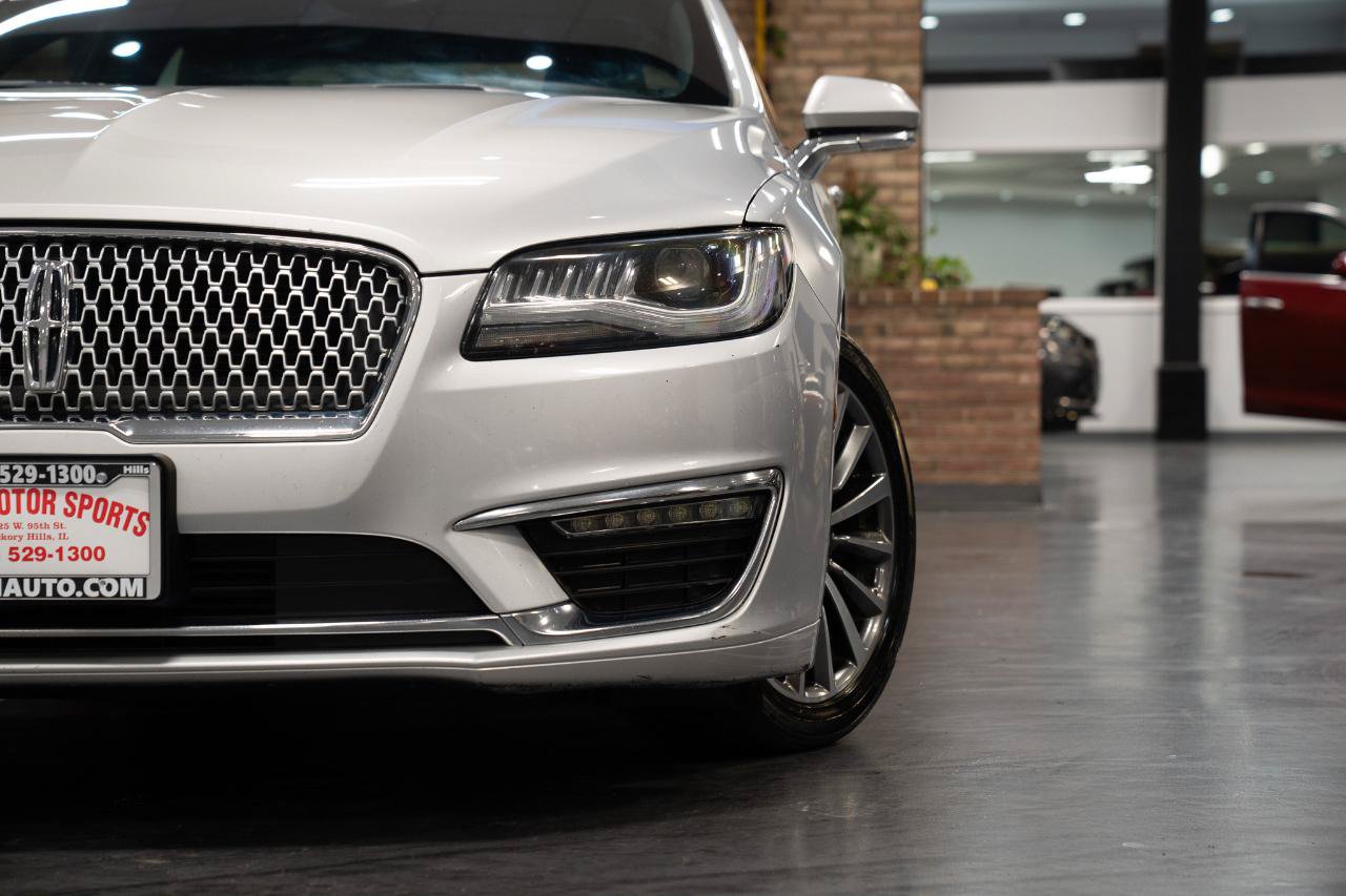 Used 2018 Lincoln MKZ Select w/ Select Plus Package FWD image 2