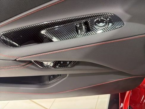 Used 2022 Chevrolet Corvette Stingray Coupe w/ 1LT RWD image 11