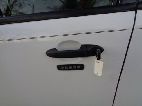 Used 2012 Ford Escape XLT image 38