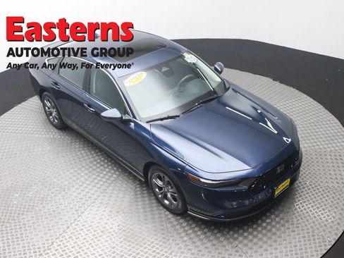 Used 2024 Honda Accord EX image 3