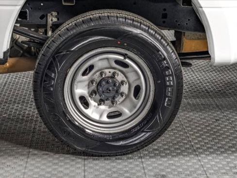 Used 2022 Ford F250 XL RWD image 30