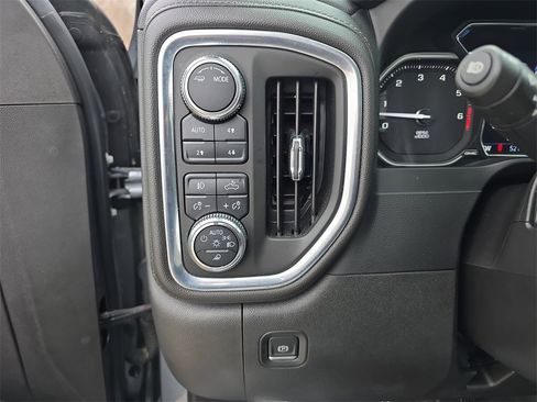 Used 2022 GMC Sierra 1500 Denali w/ Denali Premium Package image 26