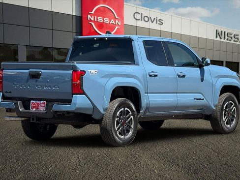 Used 2026 Toyota Tacoma TRD Sport AWD/4WD image 3