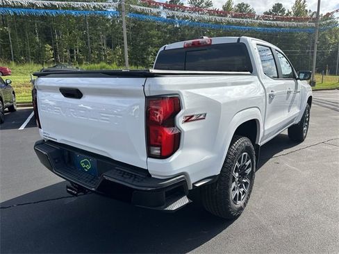Used 2023 Chevrolet Colorado Z71 w/ Advanced Trailering Package image 8