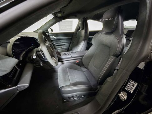 New 2025 Porsche Taycan Turbo GT image 5