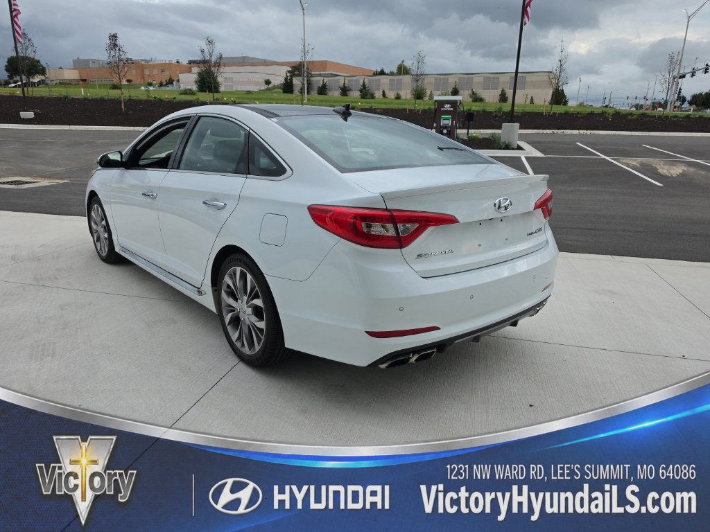 Used 2017 Hyundai Sonata Limited 2.0T FWD image 3