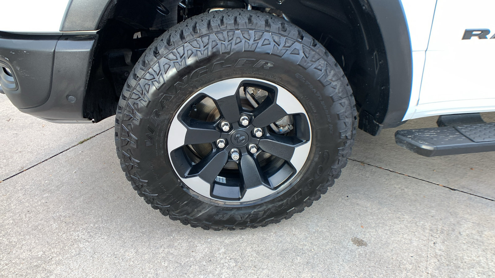 Used 2019 RAM 1500 Rebel w/ Rebel Level 2 Equipment Group AWD/4WD image 10
