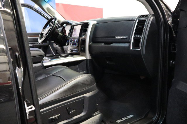 Used 2015 RAM 2500 Laramie w/ Black Appearance Group AWD/4WD image 71
