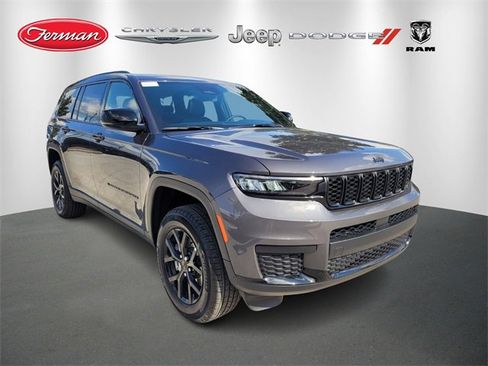 New 2025 Jeep Grand Cherokee L Altitude image 1