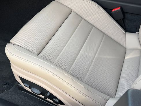 New 2026 Porsche Panamera 4 image 32