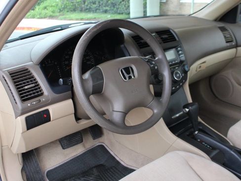 Used 2004 Honda Accord LX image 15
