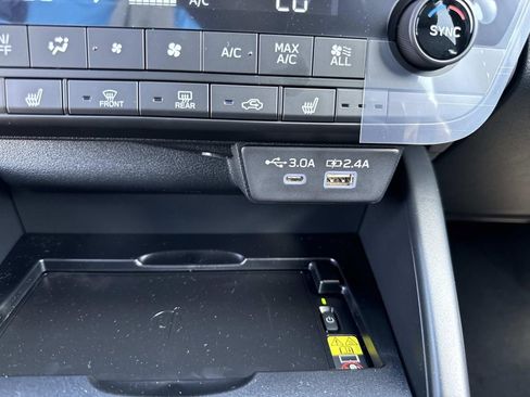 New 2026 Subaru Outback Limited AWD/4WD image 31