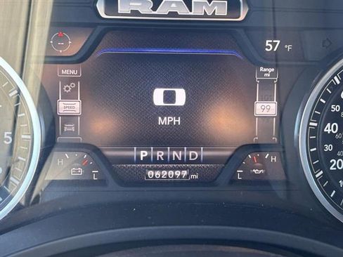 Used 2024 RAM 1500 Laramie image 17
