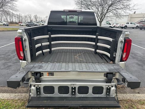 Used 2019 GMC Sierra 1500 SLT w/ SLT Premium Plus Package image 11