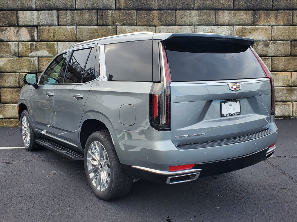 Used 2024 Cadillac Escalade Premium Luxury w/ Performance Package AWD/4WD image 3