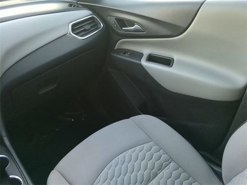 Used 2020 Chevrolet Equinox LS w/ LS Convenience Package image 14